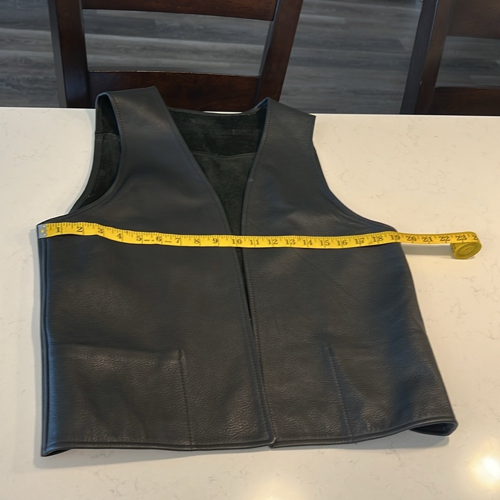 North Bound Leather Men's Plain Open Front Vest - Picture 11 of 13